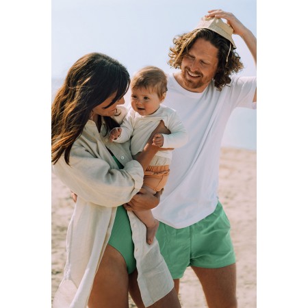 Spray cu protectie solara minerala SPF 50 pentru bebelusi si copii  - 100ml - Naïf Spray cu protectie solara minerala SPF 50 pentru bebelusi si copii  - 100ml - Naïf